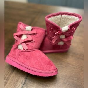 Girls Pink Booties with lining - Size 10